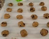 Foto del paso 4 de la receta: Galletas de pepitas de chocolate de Pepa Pig - 4° Cumplemes Carmen (hechas por Mateo)