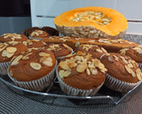 Foto del paso 9 de la receta: Magdalenas de yogurt griego, calabaza y chocolate blanco 🎃 🍫