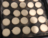 Foto del paso 4 de la receta: Alfajor de maicena sin manteca