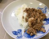 รูปขั้นตอนการทำที่ 5 ของ ข้าวหมูไก่น้ำมันหอยไข่เกือบข้น