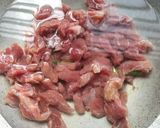 Gambar langkah 1 resipi Paprik Daging.