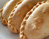 Foto del paso 6 de la receta: Empanadas de pollo y zapallito 🥟