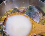 Hình bước làm 5 của món Đầu cá lăng nấu thịt chuối đậu