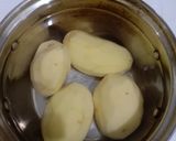 Foto langkah ke 1 dari resep 7. Potato pan pizza.