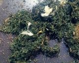 عکس مرحله 2 از دستور شوید باقالی پلو سبز رستورانی