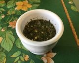 Une image de l'étape 5 de Sauce pour huîtres aux échalotes, herbes et deux vinaigres.