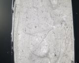 A picture of step 6 of Oreo vanilla ice cream with caramel sauce.