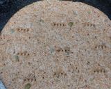 Foto del paso 5 de la receta: Tortilla Integral con Semillas (sin polvos de hornear y con aceite vegetal)