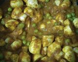 A picture of step 3 of Matar mushroom masala.