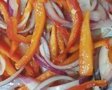 Foto del paso 2 de la receta: Cena rápida y nutritiva: calabaza al horno + ensalada mixta
