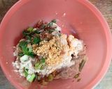 Foto langkah ke 4 dari resep Sup Pangsit Ayam.