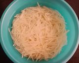 A picture of step 2 of Cornflakes Chevdo / Chivda.