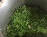 A picture of step 1 of Indori Palak Ki Puri.
