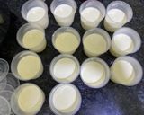 Foto langkah ke 6 dari resep Strawberry pannacotta.