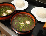 Foto del paso 1 de la receta: Sopa negra con huevo duro
