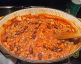 A picture of step 5 of Chilli-Quorn-Charlie.