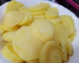 Foto del paso 4 de la receta Pastel de patata, queso y lacón, con bechamel al horno😋🍽