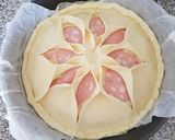 Foto del passaggio 5 della ricetta Torta salata fiore 🏵