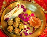 शुगर फ्री ड्राई फ्रूट्स के लड्डू(sugar free dry fruit ke laddu recipe in hindi) रेसिपी चरण 9 फोटो