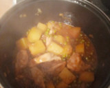 Foto del paso 2 de la receta: Guisado de pollo en reducción de vino y soja