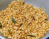 A picture of step 2 of Masala Pori.