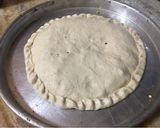 Foto del paso 5 de la receta: Pizza rellena a mi manera 🍕🍕🍅🍅