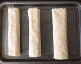 A picture of step 3 of Rhubarb Strudel.