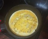 Foto del paso 1 de la receta Bocadillo de tortilla francesa y ensalada