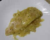 Foto del paso 6 de la receta: Merluza en salsa de cebolla (a mi manera)