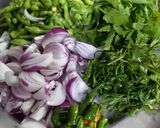 A picture of step 1 of Mongre ki chutney.
