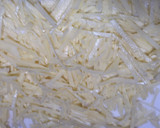 Foto del paso 2 de la receta: Rösti de papas con Salchichas y Huevo frito