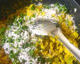 A picture of step 4 of Snake gourd subji.
