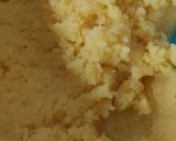 A picture of step 1 of Mung dal halwa.