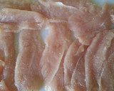 Foto del paso 1 de la receta: Filetes de pavo a la pimienta verde