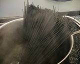 Foto del paso 2 de la receta: Spaghetti negros con falsa boloñesa (de soja texturizada)