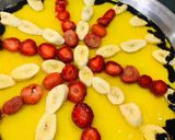 A picture of step 4 of Banana custard trifle.