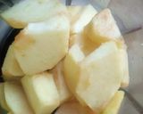 A picture of step 2 of Apple Smoothie🍎.