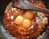 صورة لخطوة 4 من وصفة شكشوكه البيض الجزائريه🍳😍
