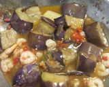 Foto langkah ke 3 dari resep Terong Udang Pedas.