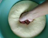Foto langkah ke 4 dari resep Roti Manis (ulen tangan).