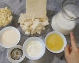 A picture of step 1 of Pastry Halwa (Bread Halwa).