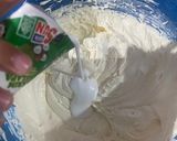 Foto langkah ke 4 dari resep Bolu kukus Marmer 3 telur.