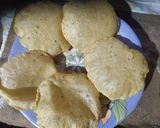 अजवायन की पूरी (ajwain ki poori recipe in Hindi) रेसिपी चरण 3 फोटो