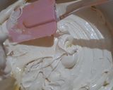 Foto langkah ke 4 dari resep Bolu jadul marmer simple dgn chocolatos.