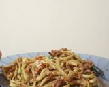 Foto langkah ke 5 dari resep Mie goreng saus tiram.