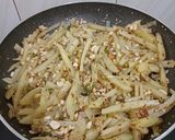A picture of step 5 of Potato Peanuts Khichdi.