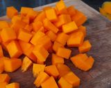 Foto del paso 1 de la receta: Guiso de arvejitas partidas