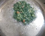 Foto del paso 4 de la receta: Buñuelos de acelga y espinaca
