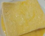 Foto langkah ke 2 dari resep Roti bakar tradisional.