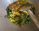 A picture of step 2 of Rice flakes chivda.